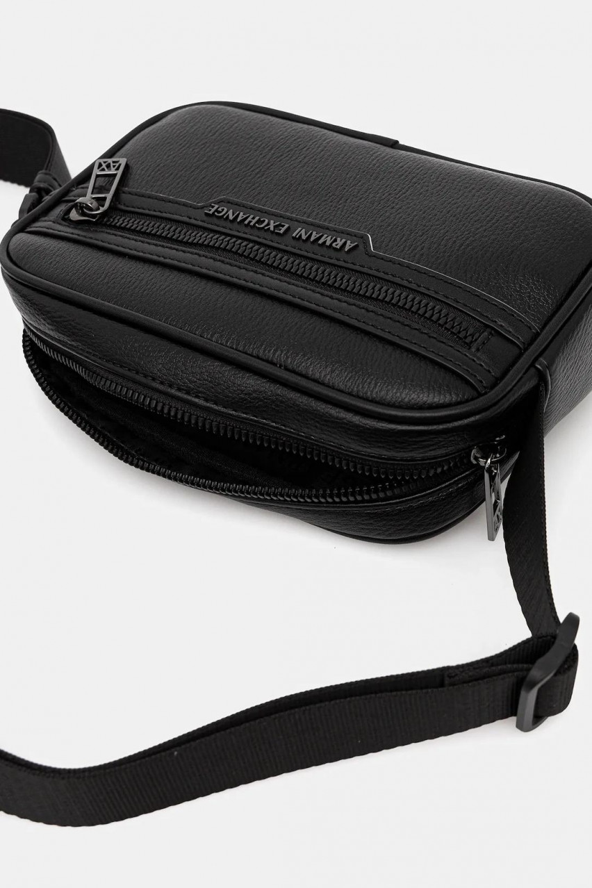 Сумка Armani Exchange черная XM001601 AF17205 MC105