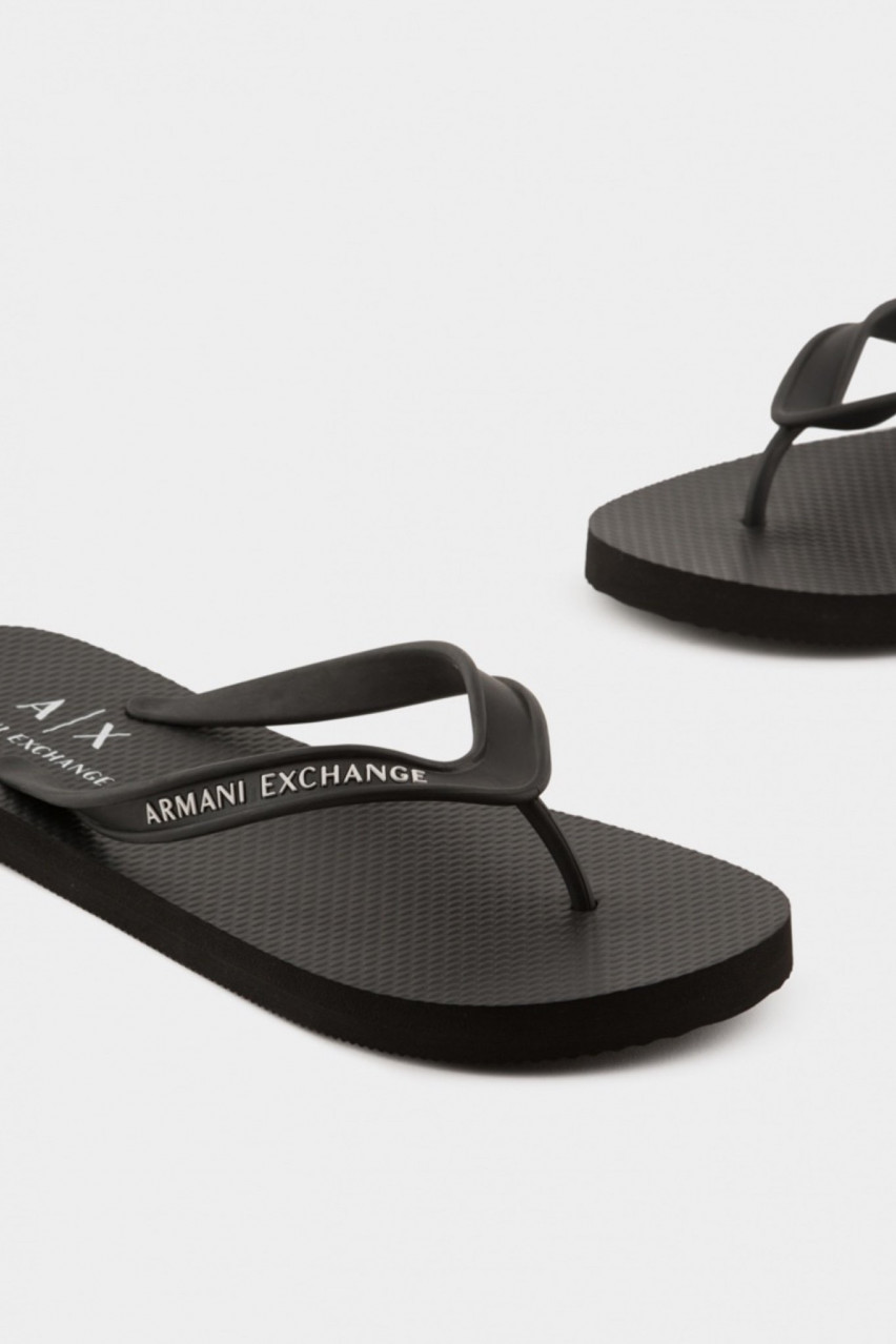 Чорні в'єтнамки Armani Exchange