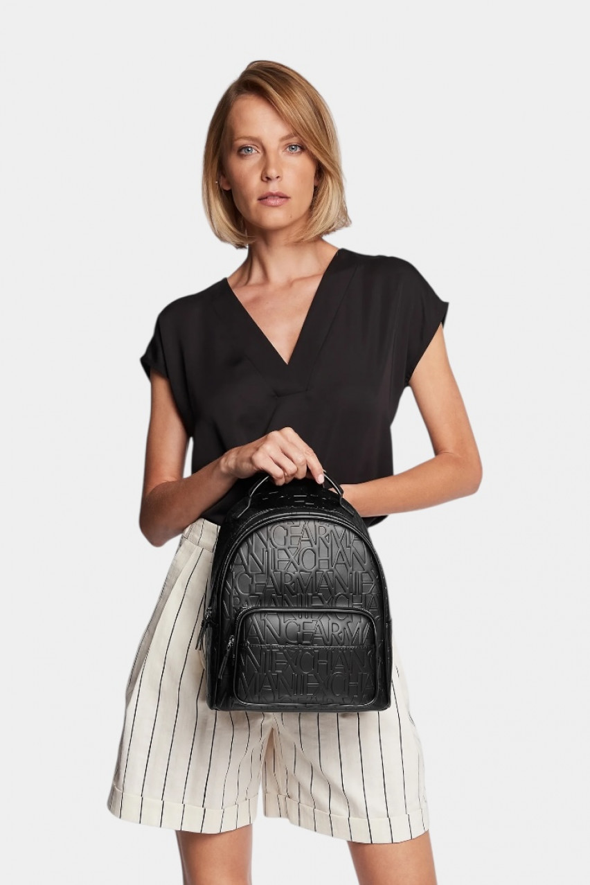 Чорний рюкзак з тисненим логотипом по всій поверхні 942805 CC793 00020 Armani Exchange