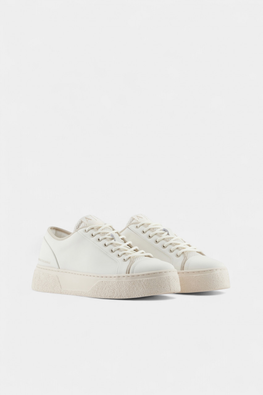 Молочні шкіряні кеди з сітчастими вставками XUX243 XV913 00894 Armani Exchange