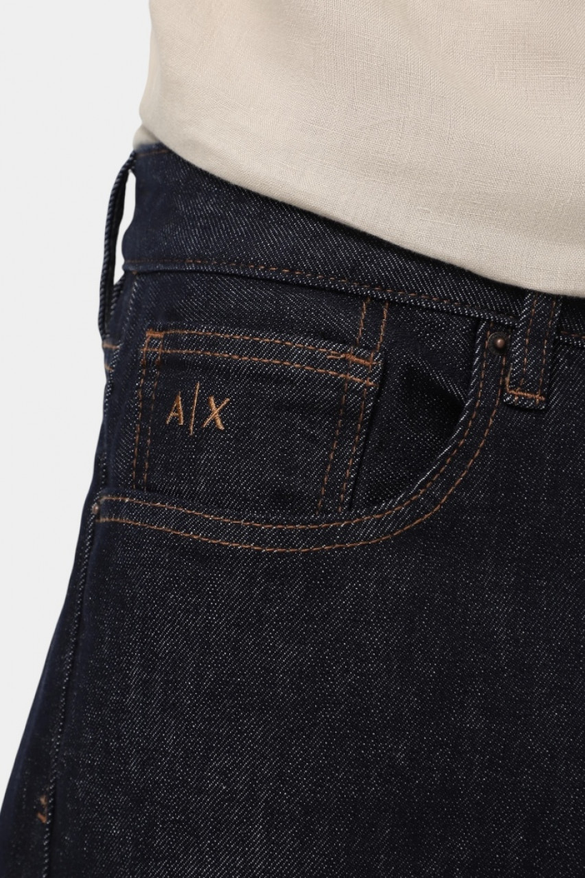 Темно-синие джинсы прямого кроя с контрастными швами XM000069 AF12284 MB001 Armani Exchange