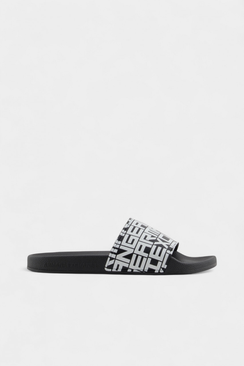 Чорні шльопанці з білим логотипом XUP004 XV679 N814 Armani Exchange