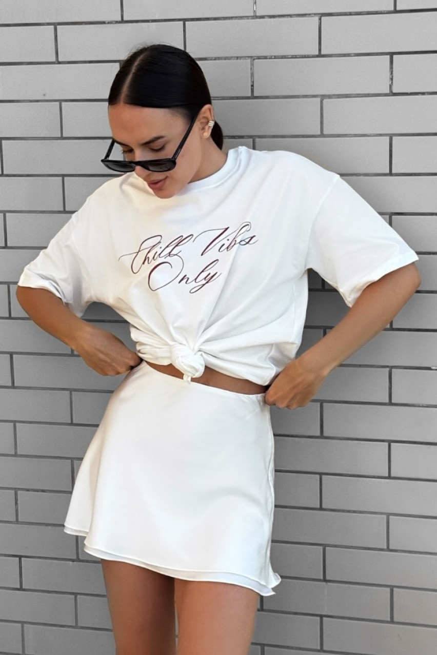 Молочна футболка Chill Vibes Only SS2025 BLAZH.