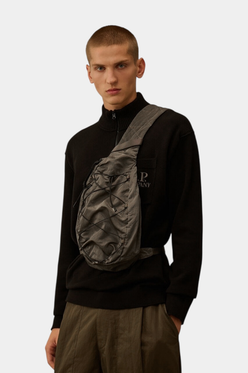 Темно-серая сумка через плечо из материала Nylon B 19CMAC735A005269G 921 C.P. Company