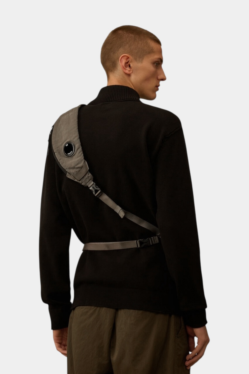 Темно-серая сумка через плечо из материала Nylon B 19CMAC735A005269G 921 C.P. Company