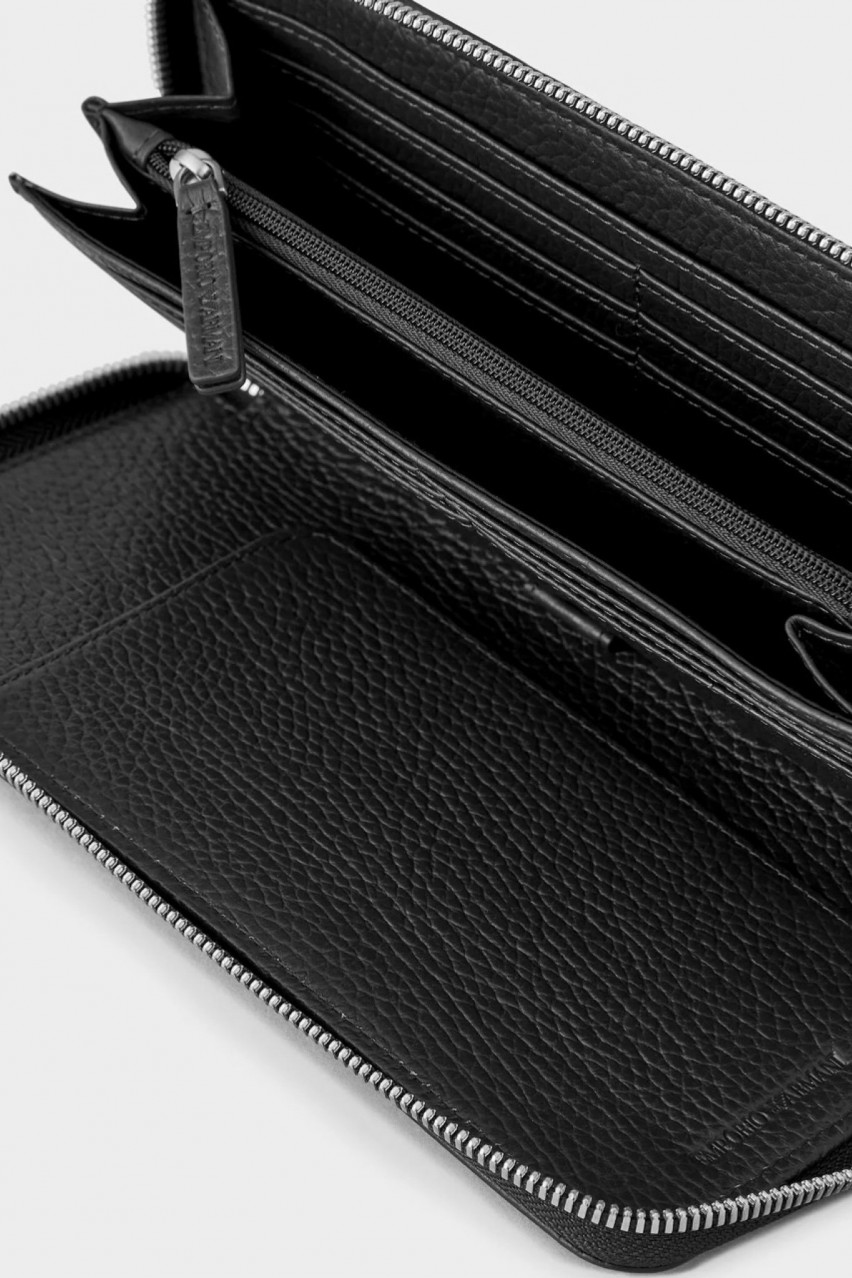 Чорне портмоне Emporio Armani