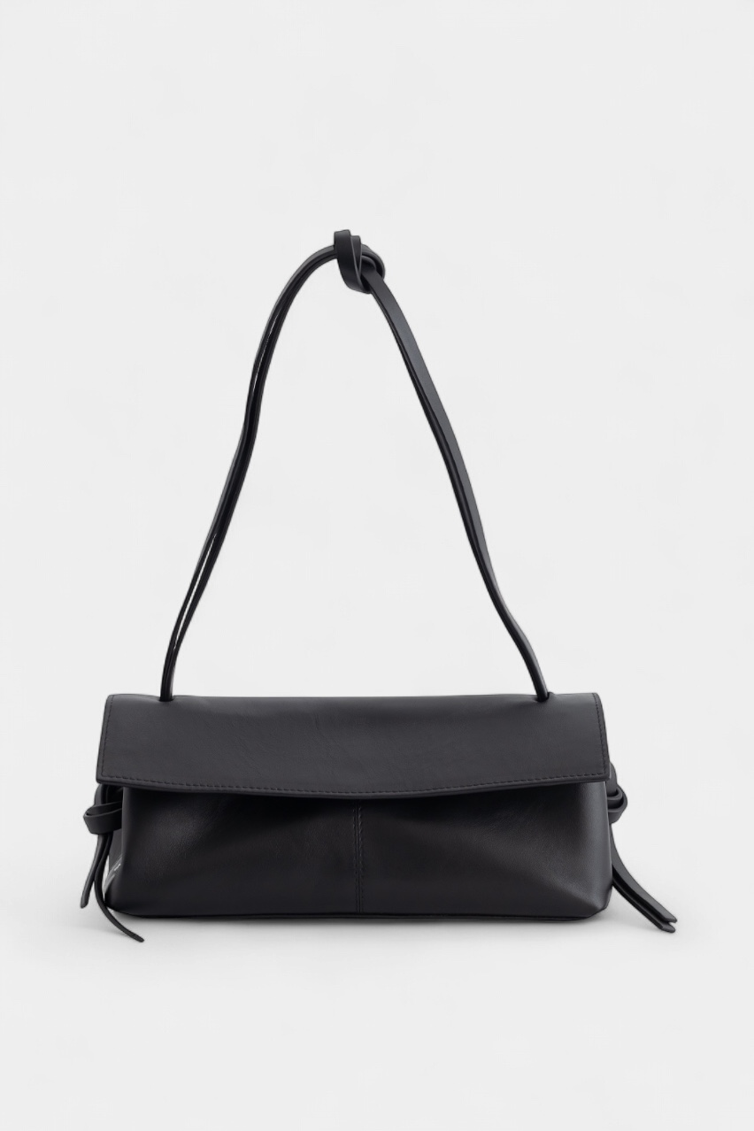 Чёрная сумка Rebecca Baguette 29 L0060 Kachorovska (мелкозернистая кожа, серебристая фурнитура)