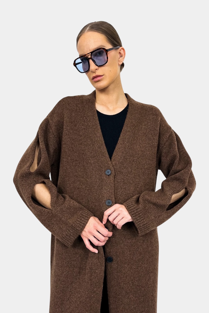 Коричневий вовняний подовжений кардиган GAW252603 KATERINA KVIT