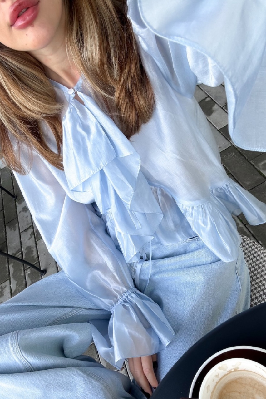 Голубая полупрозрачная блуза Boho VLADOVA